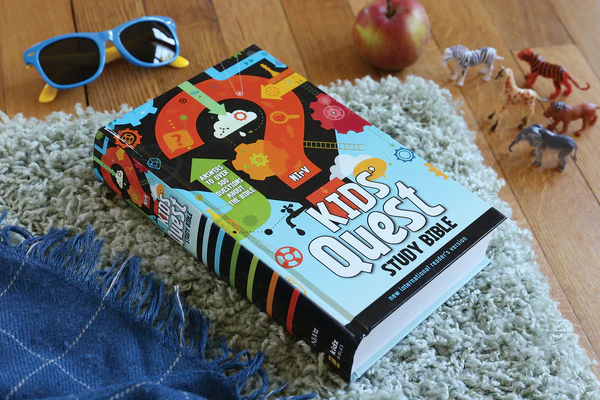 NIrV, Kids' Quest Study Bible: Answers to over 500 Questions about the Bible - Image 8