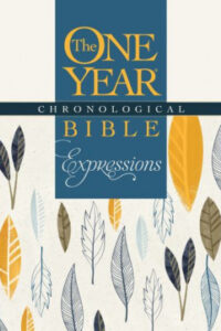 One Year Chronological Bible Expressions NLT, Deluxe (Hardcover, Blue) - Hardcover With ribbon marker(s) Wide margin