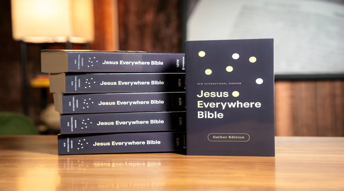 NIV, Jesus Everywhere Outreach Bible, Larger Print, Paperback, Comfort Print - Image 2